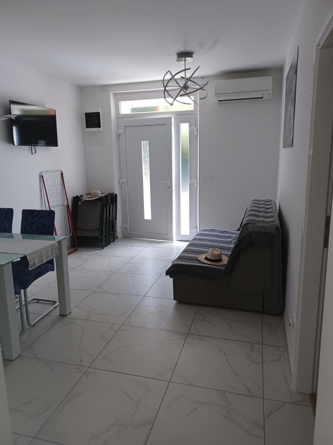 Apartman Val 1 Novigrad Istria Exterior foto
